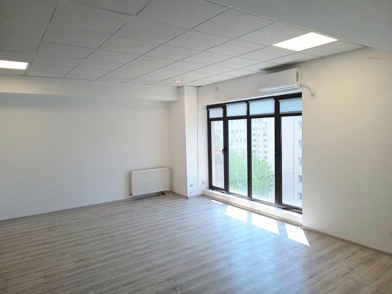 Unirii  Spatii de Birouri / Piata Alba Iulia